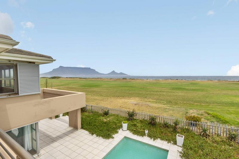 4 Bedroom Property for Sale in Sunset Links Western Cape